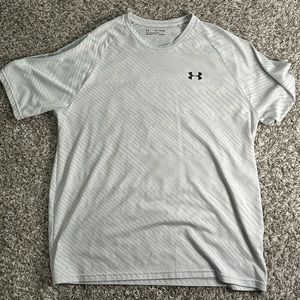 Men’s Under Armour T-Shirt XL